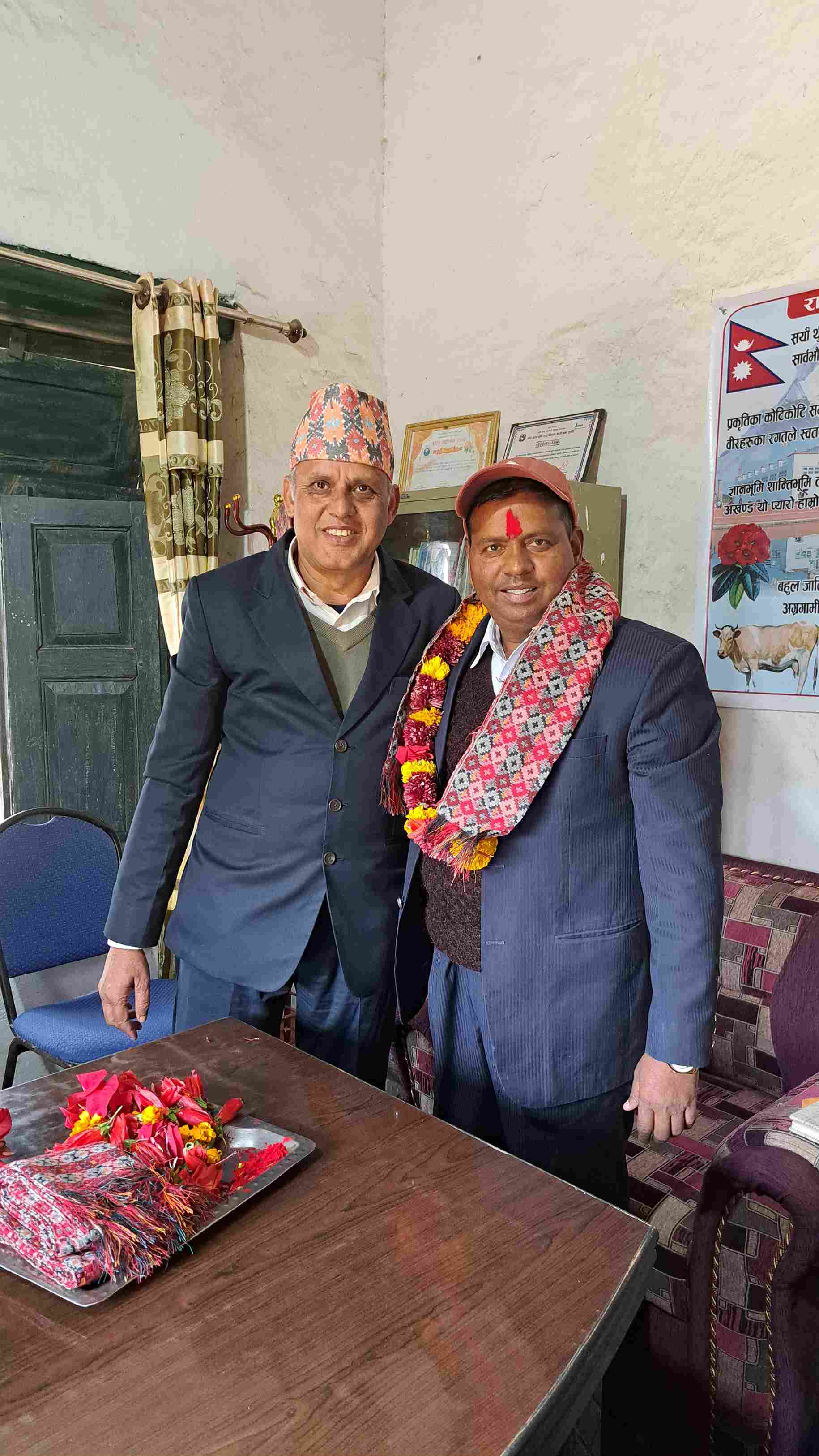 नयाँ डिभिजनल वन अधिकृत राधा कृष्ण दासको स्वागत।